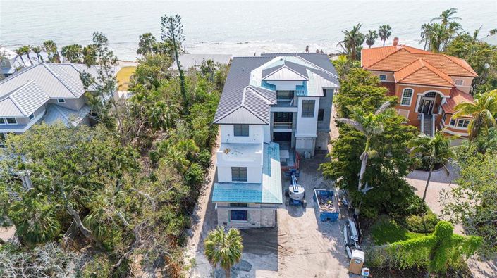 Image No.11-5 Bed Property for sale