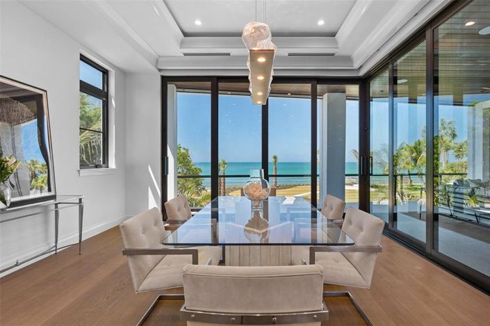 Image No.48-5 Bed Property for sale
