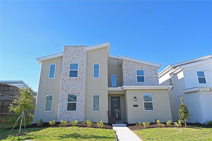 Image No.1-Propriété de 8 chambres à vendre à Kissimmee