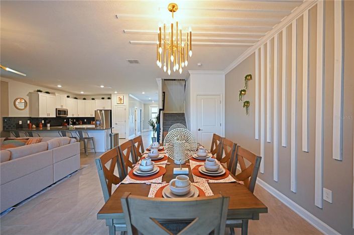 Image No.17-8 Bed Property for sale