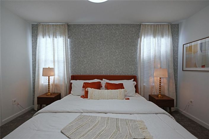 Image No.19-8 Bed Property for sale