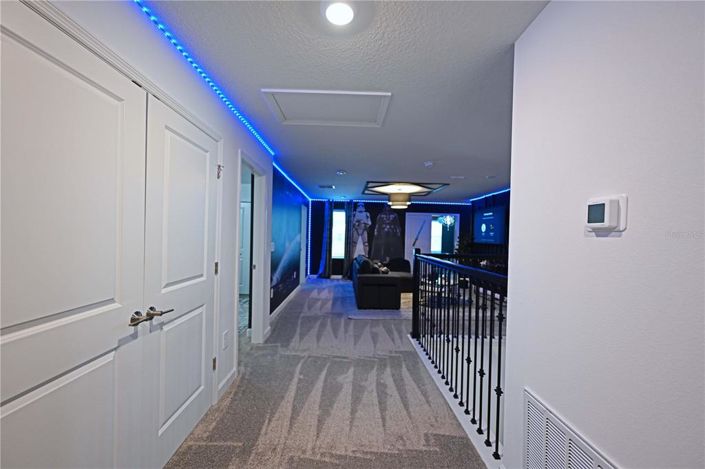 Image No.30-8 Bed Property for sale