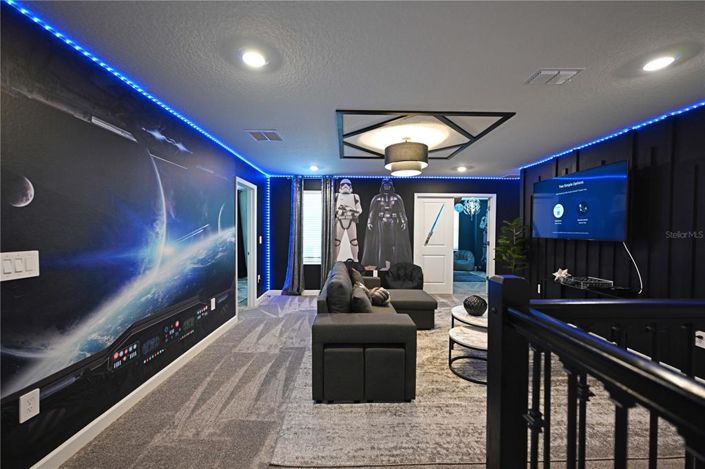 Image No.31-8 Bed Property for sale