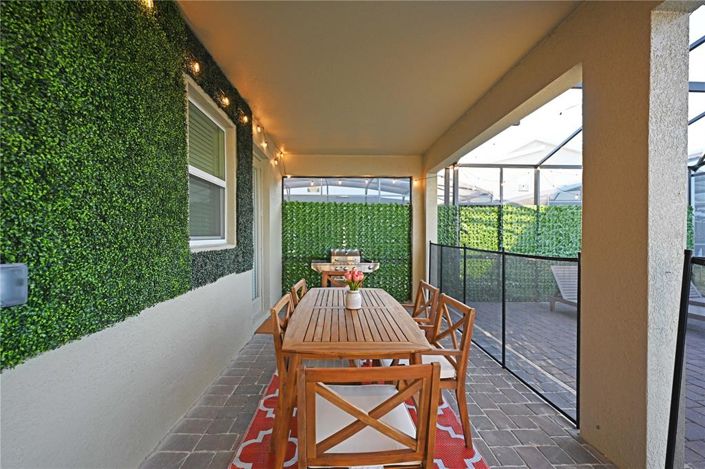 Image No.49-8 Bed Property for sale