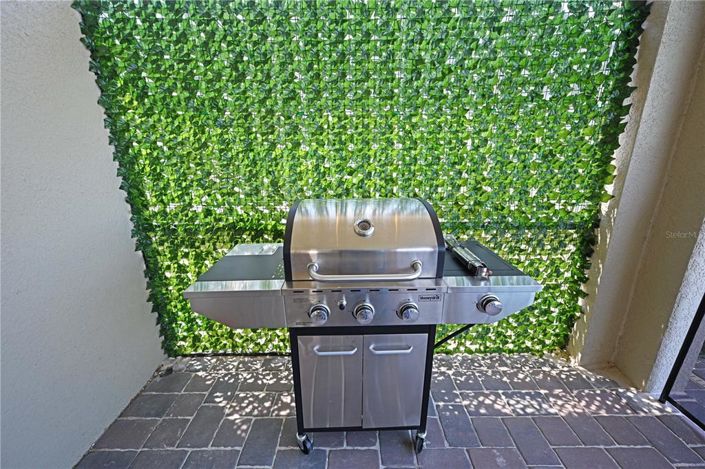 Image No.57-8 Bed Property for sale