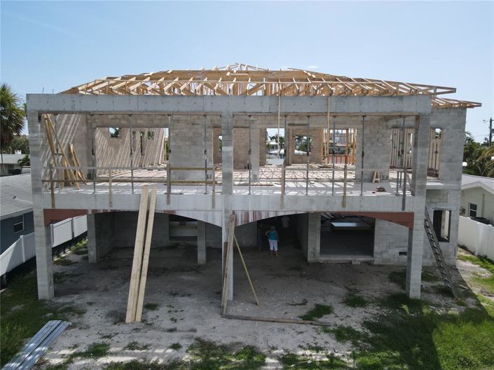 Image No.5-Propriété de 4 chambres à vendre à Floride