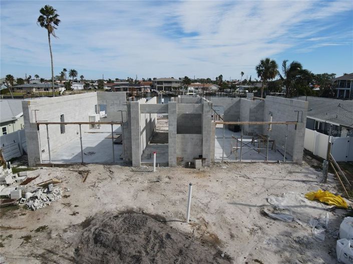 Image No.8-Propriété de 4 chambres à vendre à Floride