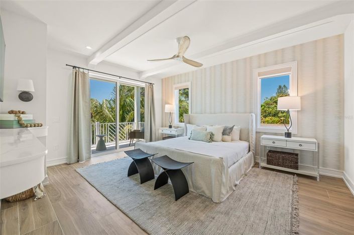 Image No.36-5 Bed Property for sale