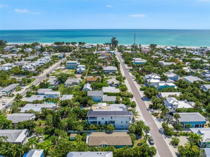 Image No.57-5 Bed Property for sale