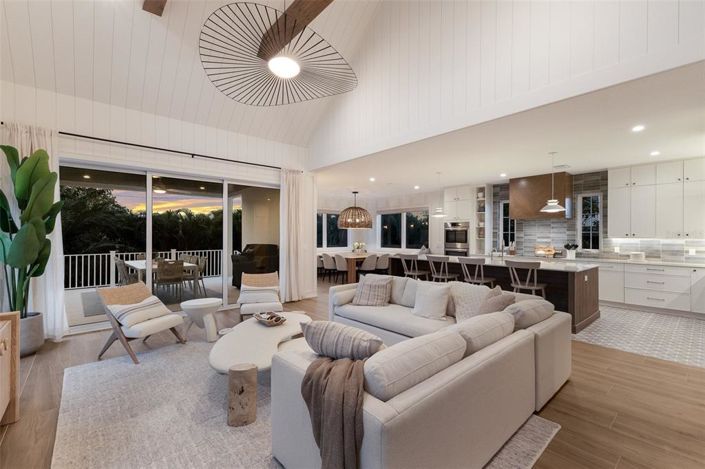 Image No.6-5 Bed Property for sale