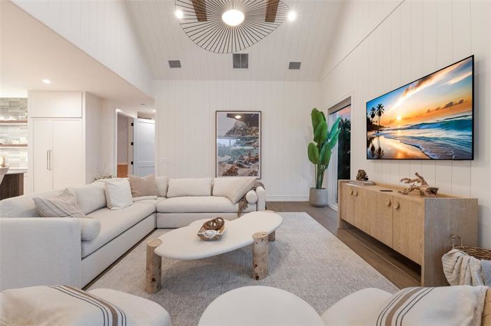 Image No.7-5 Bed Property for sale