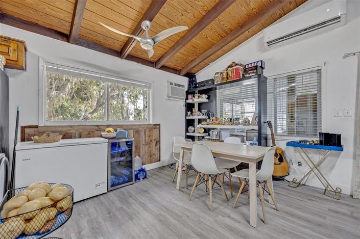 Image No.12-3 Bed Property for sale