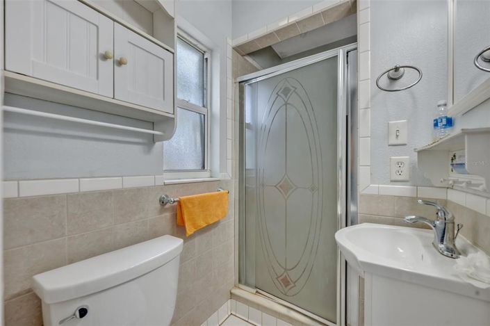 Image No.35-3 Bed Property for sale