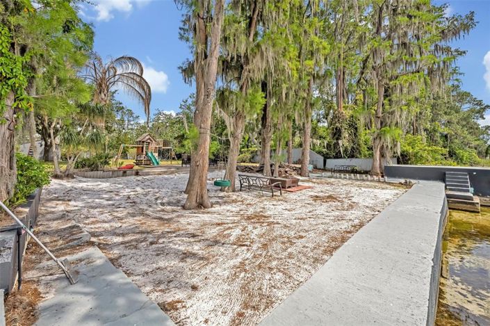 Image No.45-3 Bed Property for sale