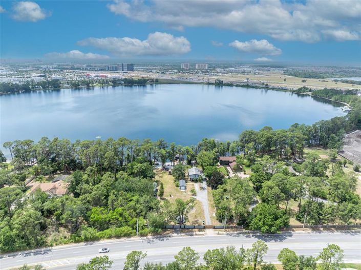 Image No.5-3 Bed Property for sale