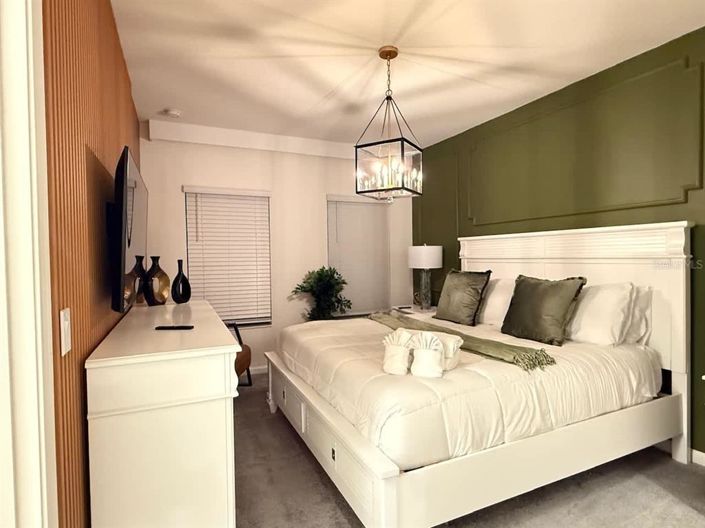 Image No.28-5 Bed Townhouse for sale