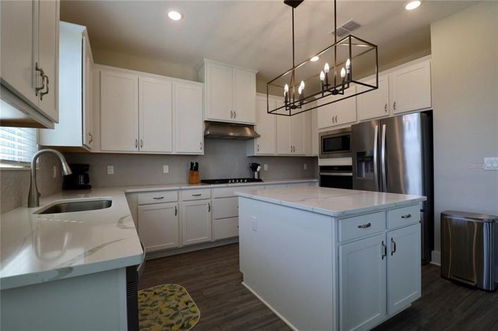 Image No.11-3 Bed Property for sale