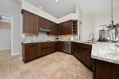 fa005713