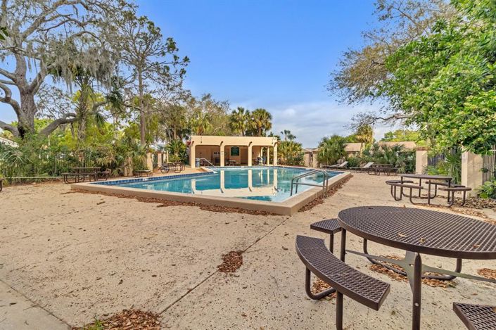 Image No.26-3 Bed Property for sale