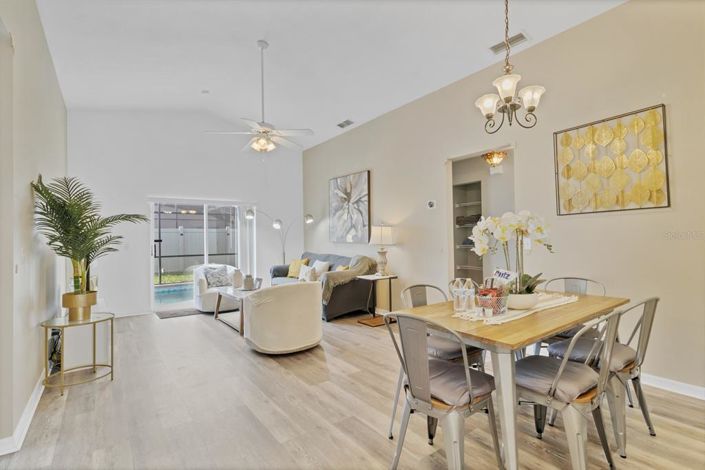 Image No.8-3 Bed Property for sale