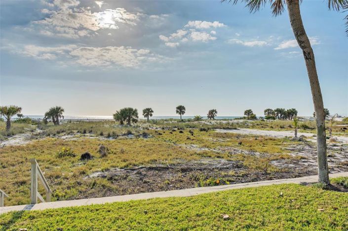 Image No.19-6 Bed Property for sale