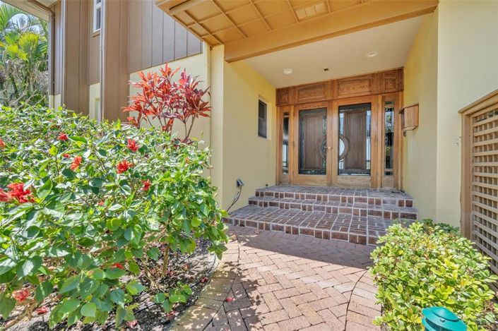 Image No.3-6 Bed Property for sale