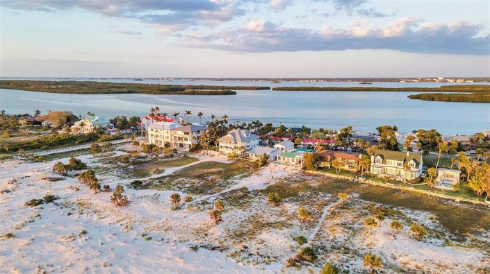 Image No.43-6 Bed Property for sale