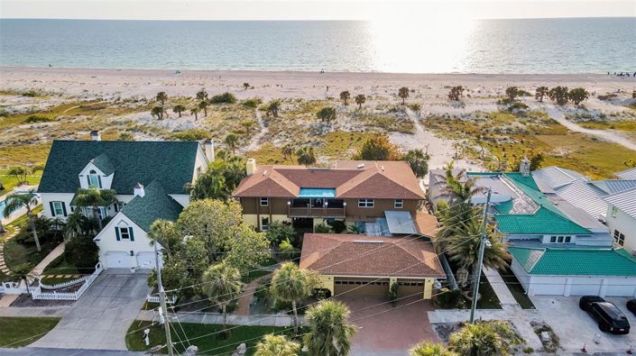 Image No.54-6 Bed Property for sale