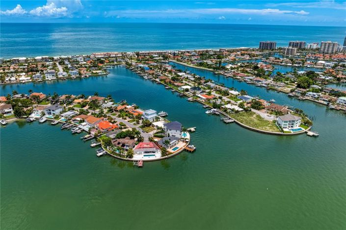 Image No.24-3 Bed Property for sale