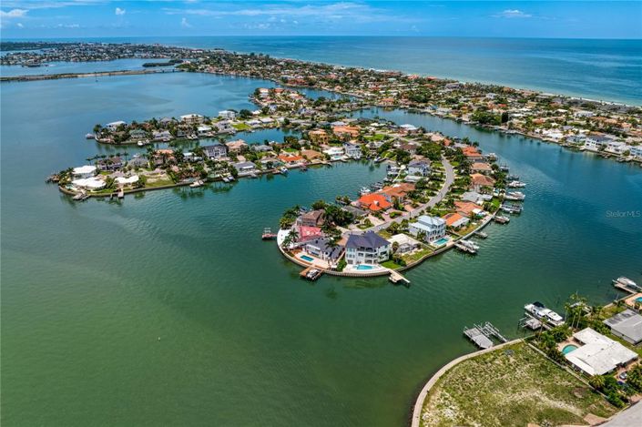 Image No.25-3 Bed Property for sale