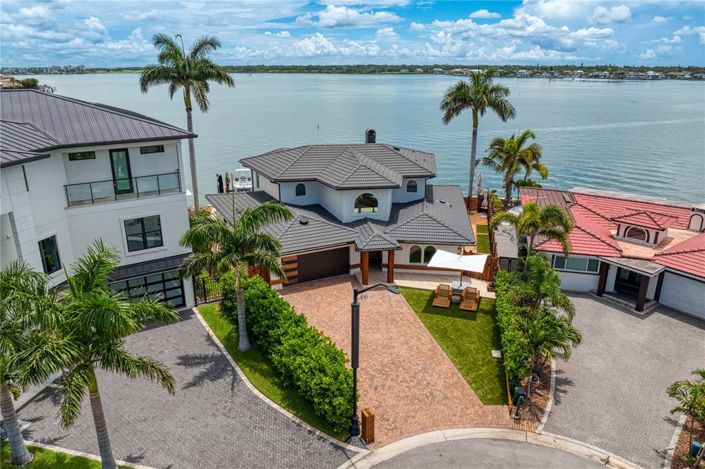 Image No.3-3 Bed Property for sale