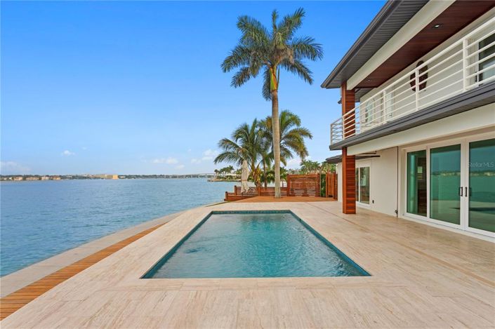 Image No.31-3 Bed Property for sale