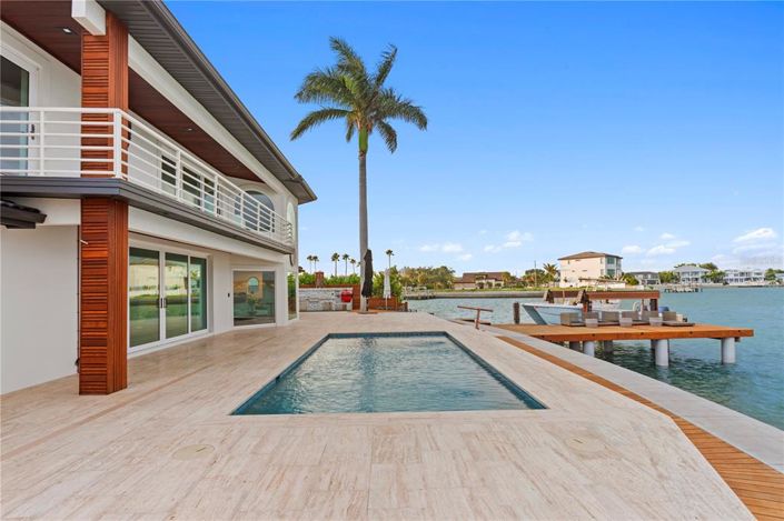 Image No.37-3 Bed Property for sale