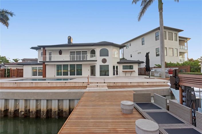 Image No.51-3 Bed Property for sale