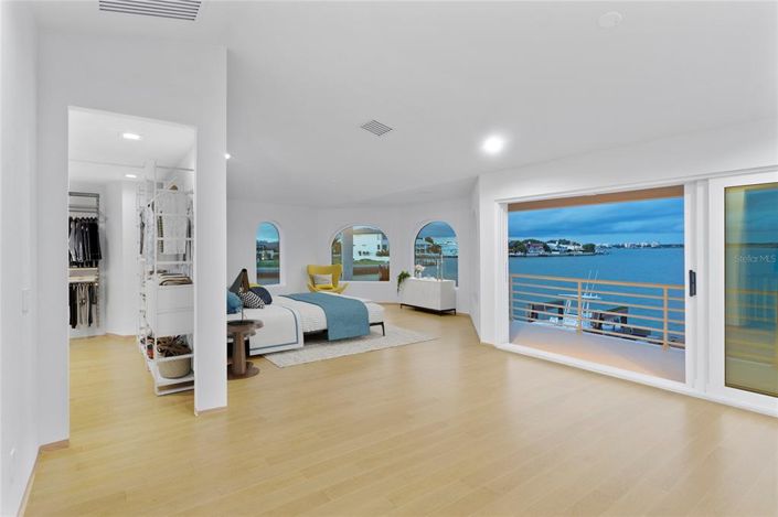 Image No.82-3 Bed Property for sale