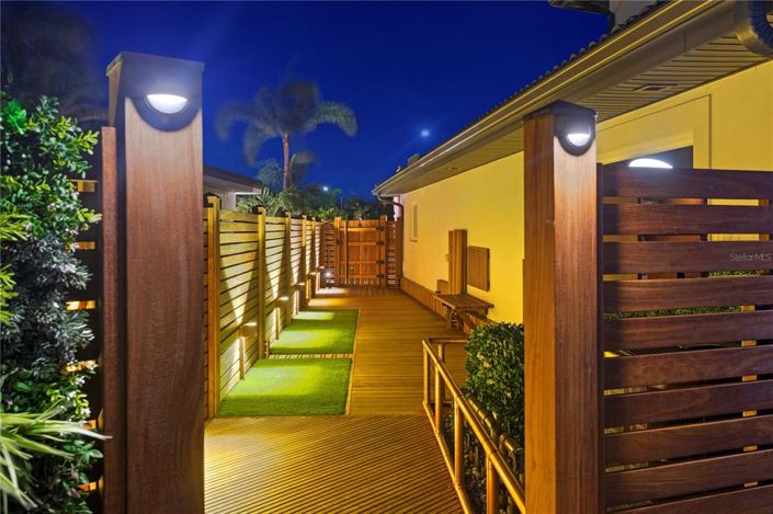 Image No.97-3 Bed Property for sale