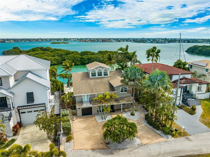 Image No.54-4 Bed Property for sale