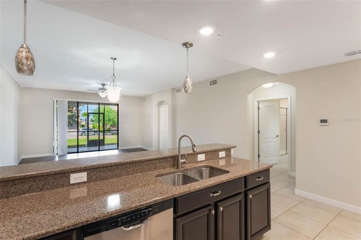 Image No.7-2 Bed Property for sale