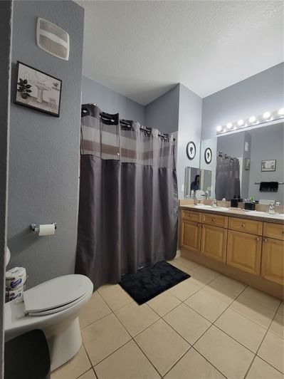 Image No.10-4 Bed Property for sale