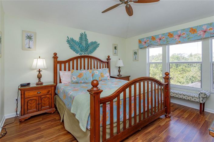 Image No.51-3 Bed Townhouse for sale