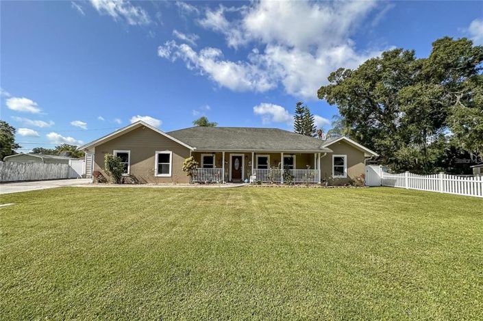 Image No.2-3 Bed Property for sale