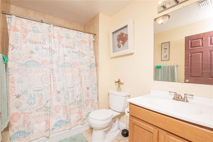 Image No.21-3 Bed Property for sale