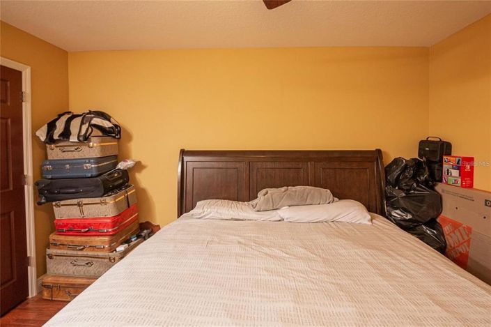 Image No.23-3 Bed Property for sale