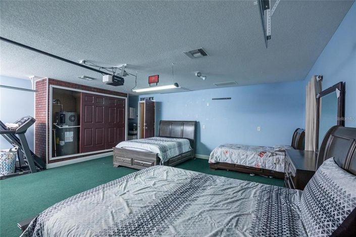 Image No.26-3 Bed Property for sale