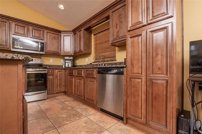 Image No.33-3 Bed Property for sale