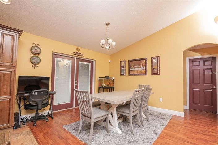 Image No.36-3 Bed Property for sale