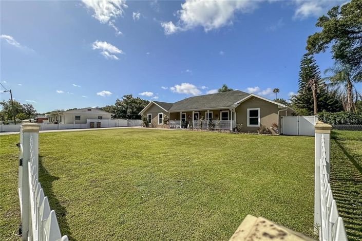 Image No.44-3 Bed Property for sale