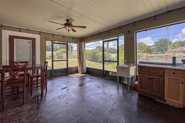 Image No.56-3 Bed Property for sale