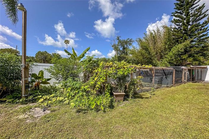 Image No.66-3 Bed Property for sale