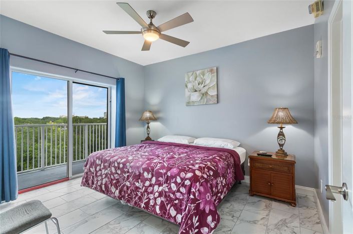 Image No.15-2 Bed Property for sale